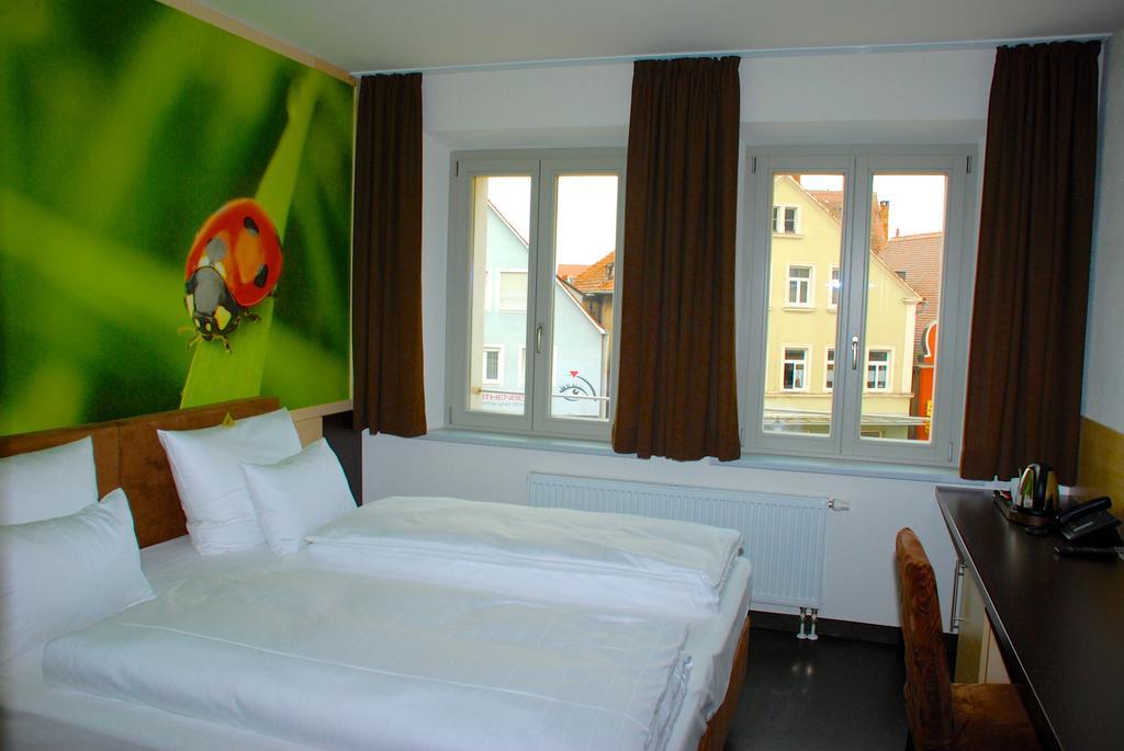 Hezelhof'S Radl-Hotel Wassertrüdingen Rom bilde